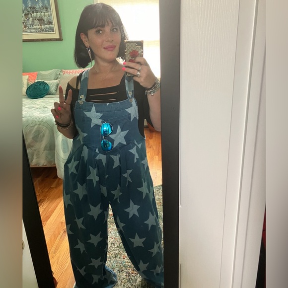 Gorgeous Star Denim Overalls with Pockets - Picture 2 of 5